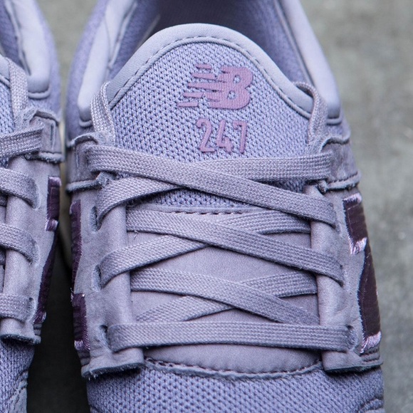 New Balance 247 Strata - Picture 4 of 4